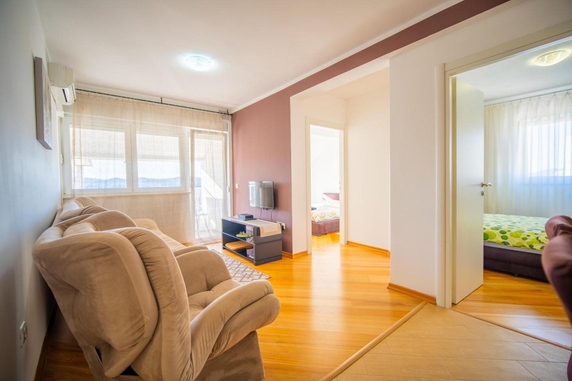 Apartman Centar Тиват Екстер'єр фото