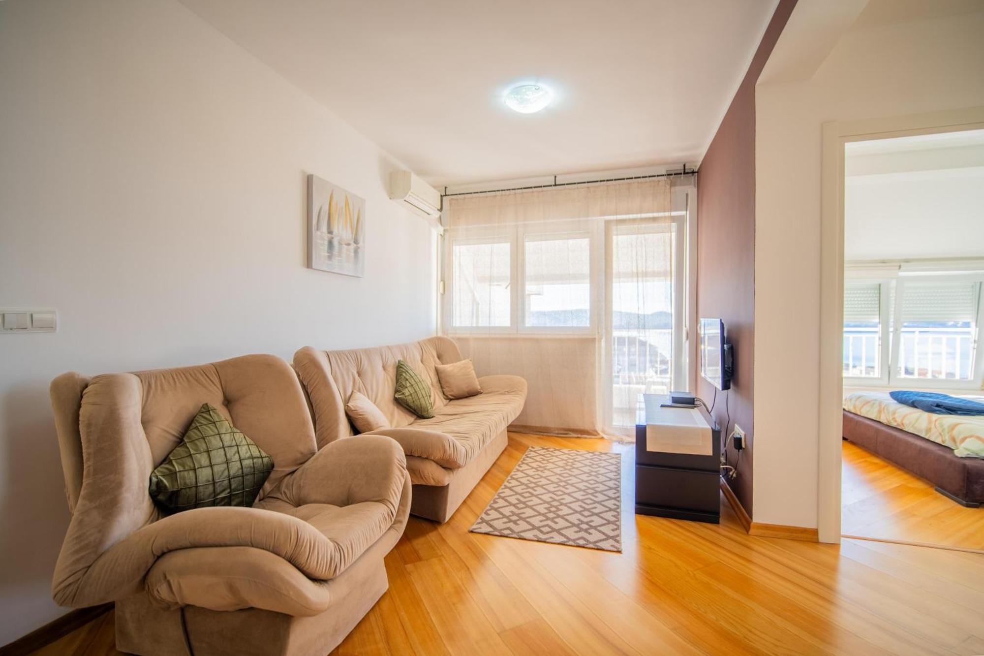 Apartman Centar Тиват Екстер'єр фото